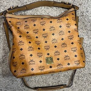 3437 MCM Details Given During Live Sellling As Is And Its Sign Of Used